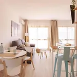 Nikkibeachfront * Marbella