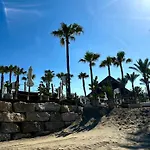 Nikkibeachfront 公寓 *