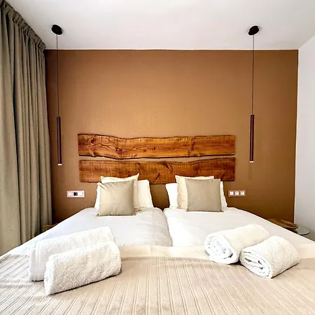 아파트 Nikkibeachfront *
