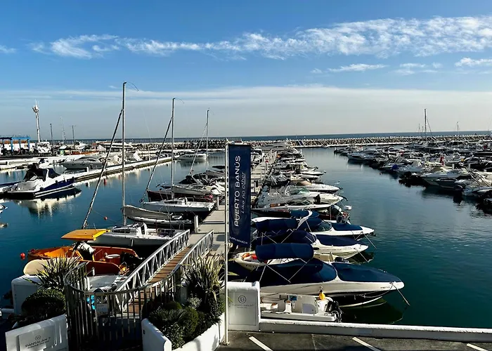 Nikkibeachfront * マルベーリャ