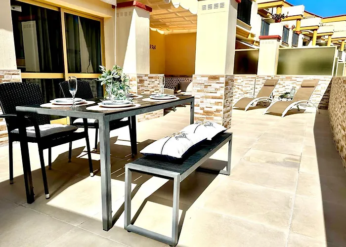 Nikkibeachfront * マルベーリャ