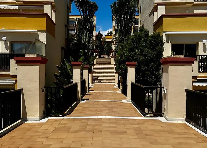 Nikkibeachfront * Marbella