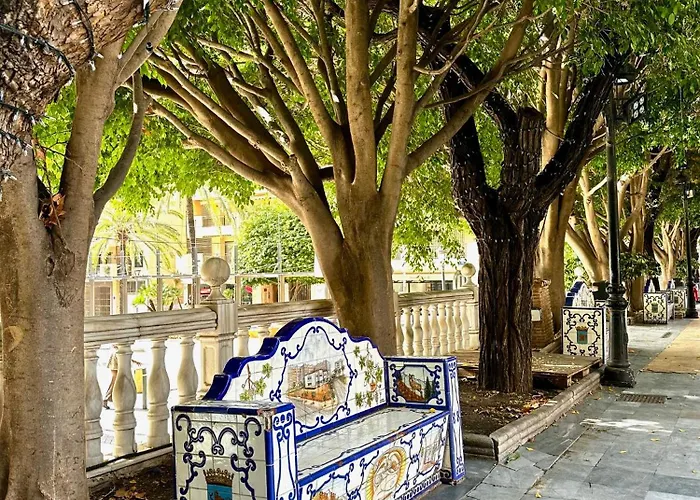 Lägenhet Nikkibeachfront