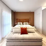 Nikkibeachfront Appartamento *